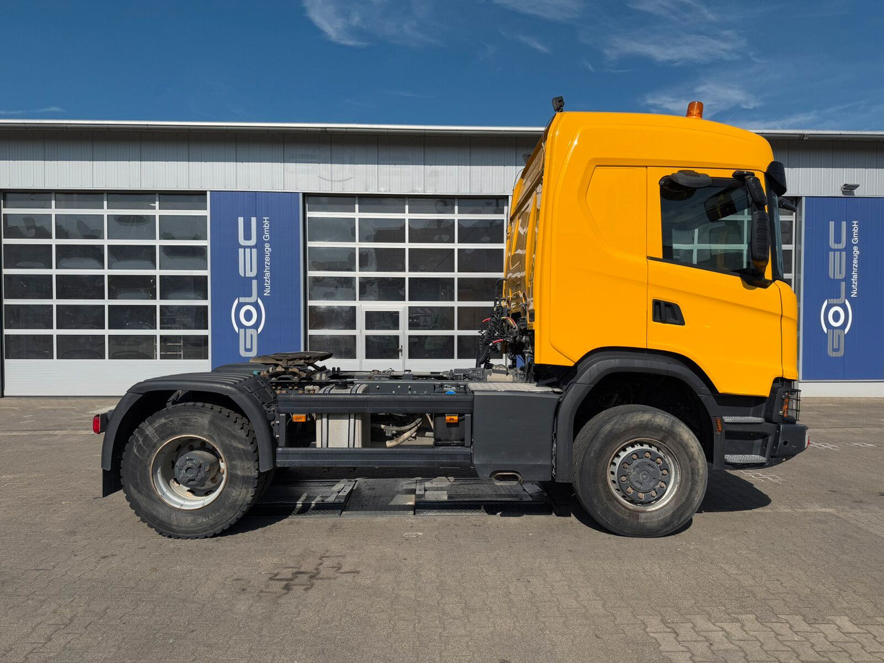 Scania G450 XT 4x4 Euro 6 SZM Kipphydraulik Blatt/ Luft - Tracteur routier: photos 2 Scania G450 XT 4x4 Euro 6 SZM Kipphydraulik Blatt/ Luft - Tracteur routier: photos 2
