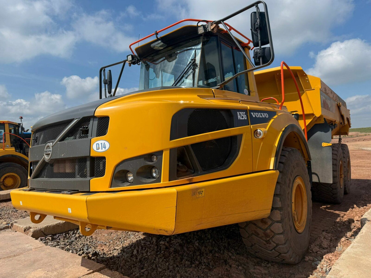 Volvo A25G Dumper 22,7 Ton TOP gepflegt - Camion multibenne: photos 5 Volvo A25G Dumper 22,7 Ton TOP gepflegt - Camion multibenne: photos 5