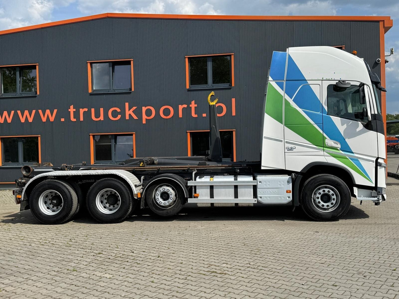 Volvo FH 540 8x4 Abrollkipper MEILLER RK 26.67 - Camion ampliroll: photos 4 Volvo FH 540 8x4 Abrollkipper MEILLER RK 26.67 - Camion ampliroll: photos 4