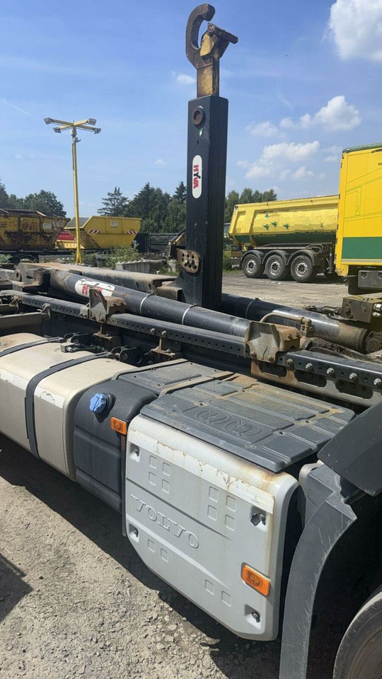 Volvo FM 500 6x4 EURO6 Abrollkipper HYVA 20T - Camion ampliroll: photos 2 Volvo FM 500 6x4 EURO6 Abrollkipper HYVA 20T - Camion ampliroll: photos 2