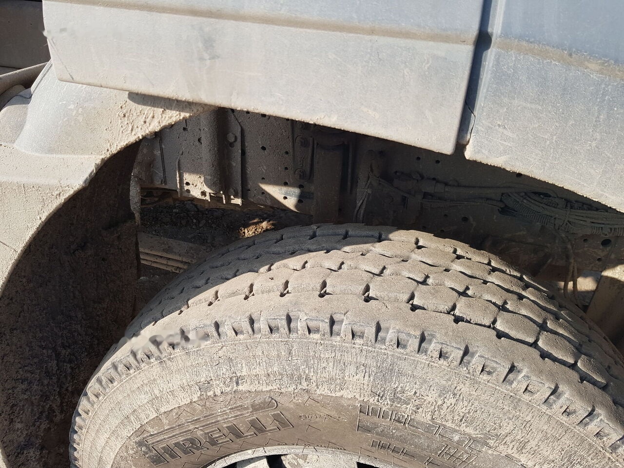 Camion benne IVECO Eurotrakker 380: photos 8 Camion benne IVECO Eurotrakker 380: photos 8