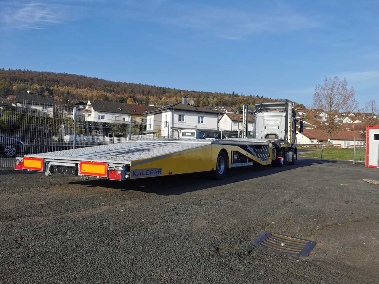 KALEPAR KLP 119V5 Autotransporter - Semi-remorque porte-voitures: photos 4 KALEPAR KLP 119V5 Autotransporter - Semi-remorque porte-voitures: photos 4