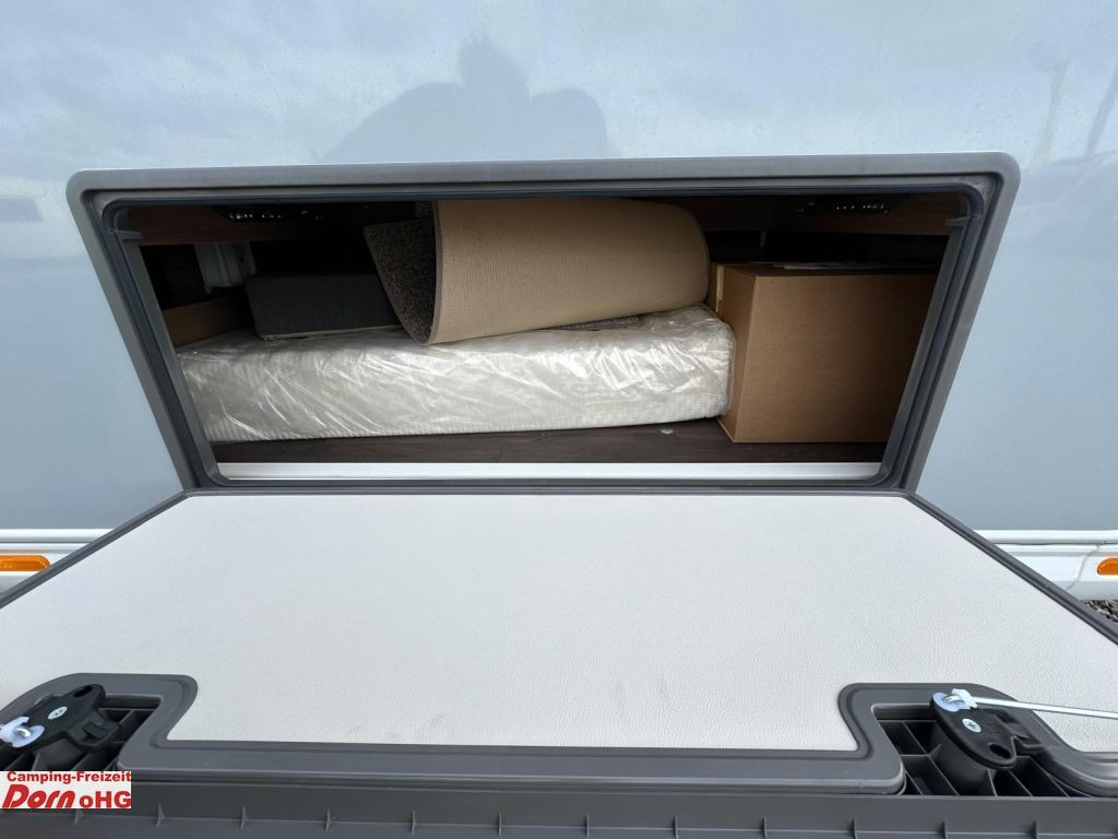 Knaus Azur 460 EU ehem. Messefahrzeug Knaus Azur 460 EU ehem. Messefahrzeug - Caravane: photos 5 Knaus Azur 460 EU ehem. Messefahrzeug Knaus Azur 460 EU ehem. Messefahrzeug - Caravane: photos 5