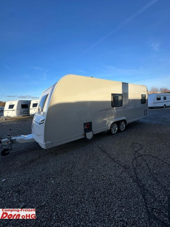 Tabbert Senara 620 DMK 2,5 ehem. Messefahrzeug - Caravane: photos 4 Tabbert Senara 620 DMK 2,5 ehem. Messefahrzeug - Caravane: photos 4