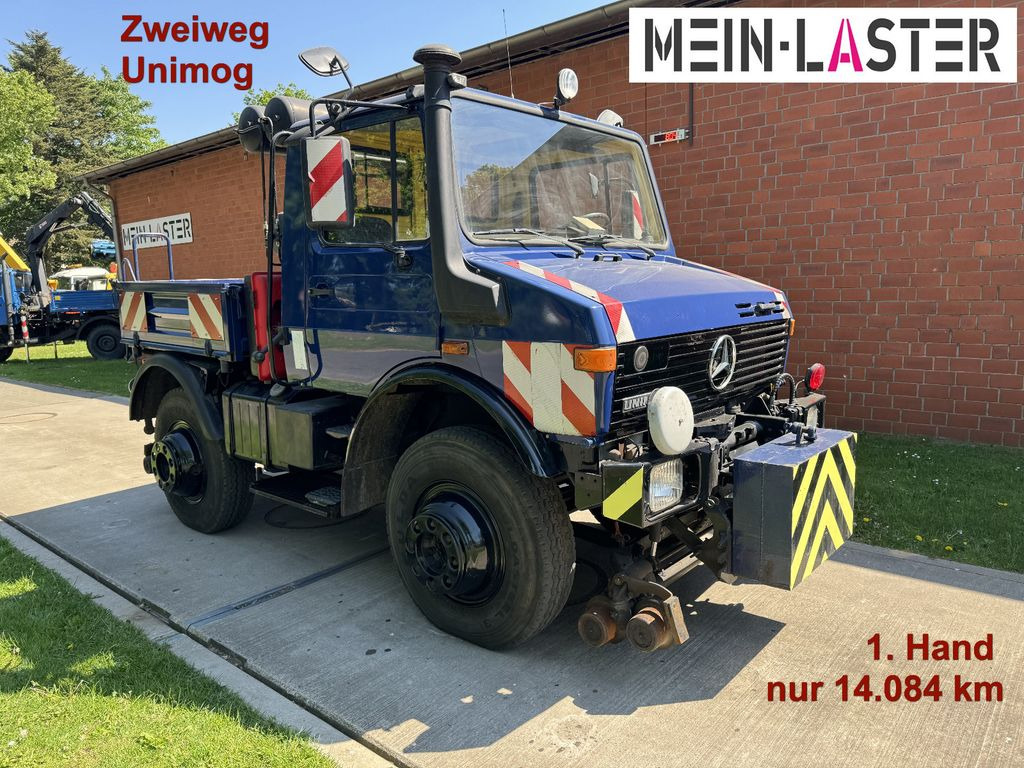 Mercedes-Benz U 1600 Zweiweg ZW 100 AHK 600t nur 14.084 km - Camion: photos 1 Mercedes-Benz U 1600 Zweiweg ZW 100 AHK 600t nur 14.084 km - Camion: photos 1