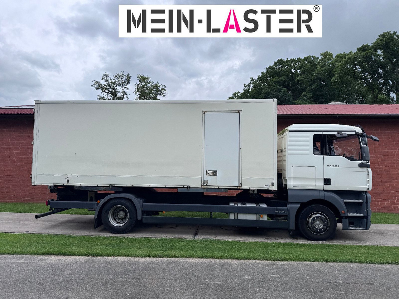 MAN TGA 18.350 BDF 5 Sitzer Klima nur 209.380 km - Camion fourgon: photos 3 MAN TGA 18.350 BDF 5 Sitzer Klima nur 209.380 km - Camion fourgon: photos 3