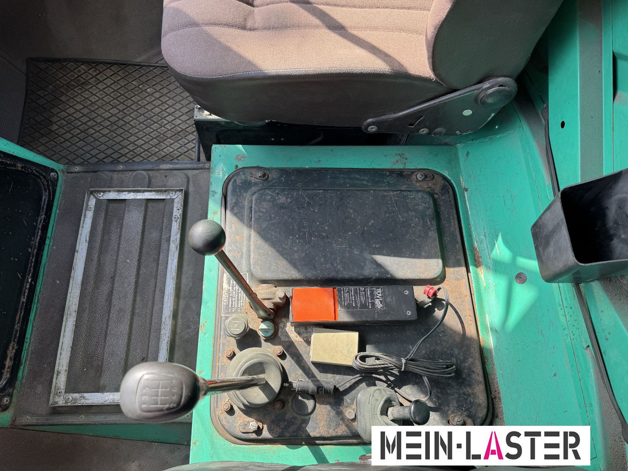 Camion grue Unimog U 1200 Atlas 75.2 Kran 14 m Funk FB  *1. Hand: photos 8