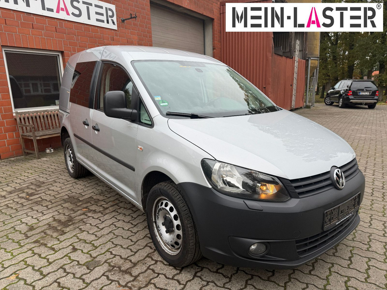 Volkswagen Caddy 2.0 TDI Kasten Soccer 4Motion Automatik - Voiture break: photos 2 Volkswagen Caddy 2.0 TDI Kasten Soccer 4Motion Automatik - Voiture break: photos 2