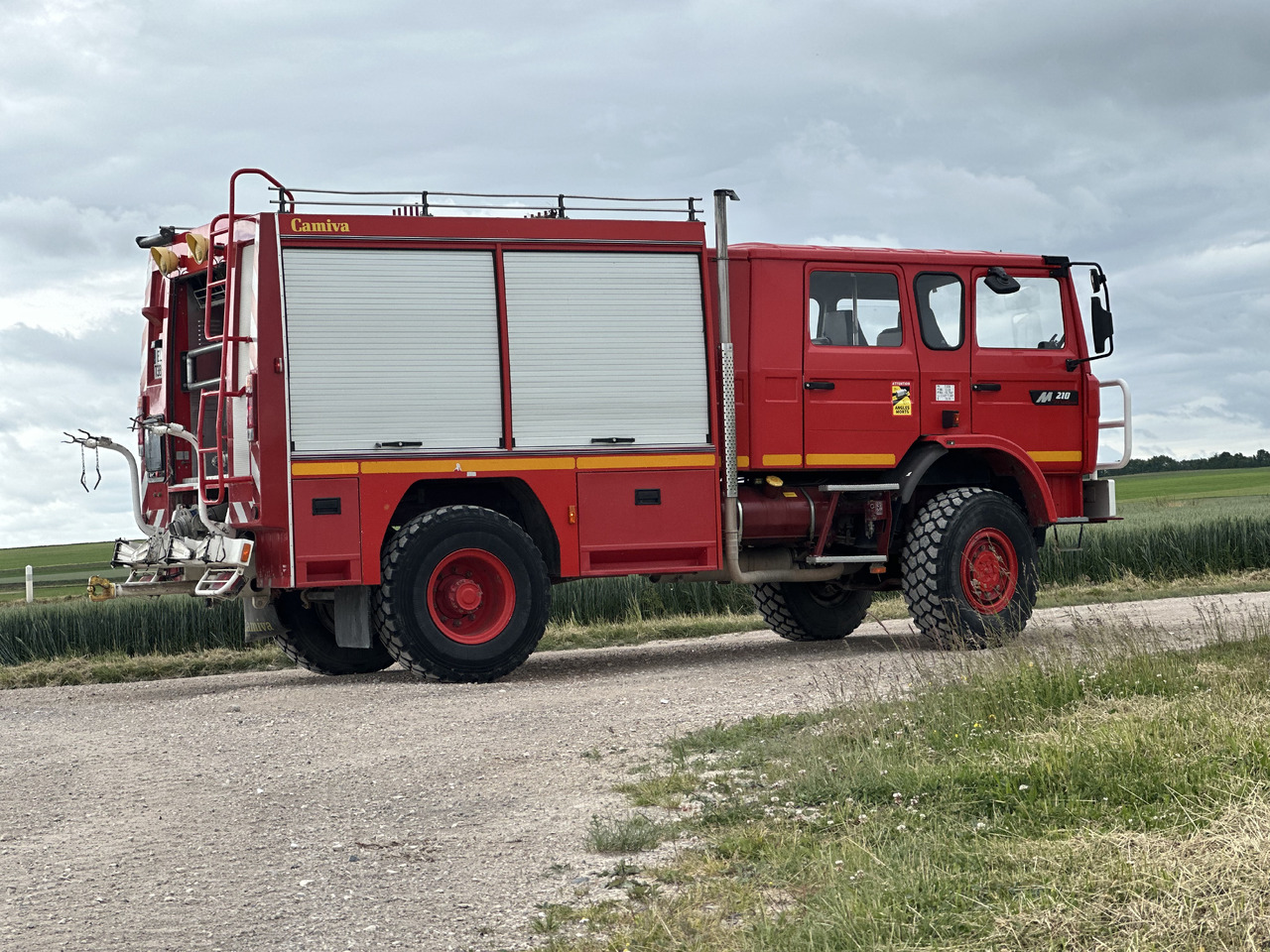 Camion citerne RENAULT M210: photos 10