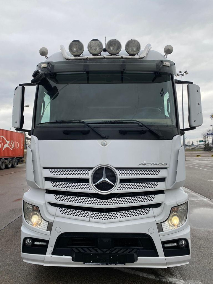 MERCEDES-BENZ ACTROS 2542 - Camion fourgon: photos 3 MERCEDES-BENZ ACTROS 2542 - Camion fourgon: photos 3