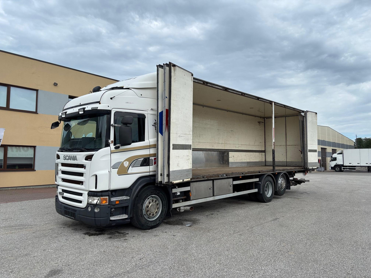 SCANIA G340 - Camion fourgon: photos 4 SCANIA G340 - Camion fourgon: photos 4