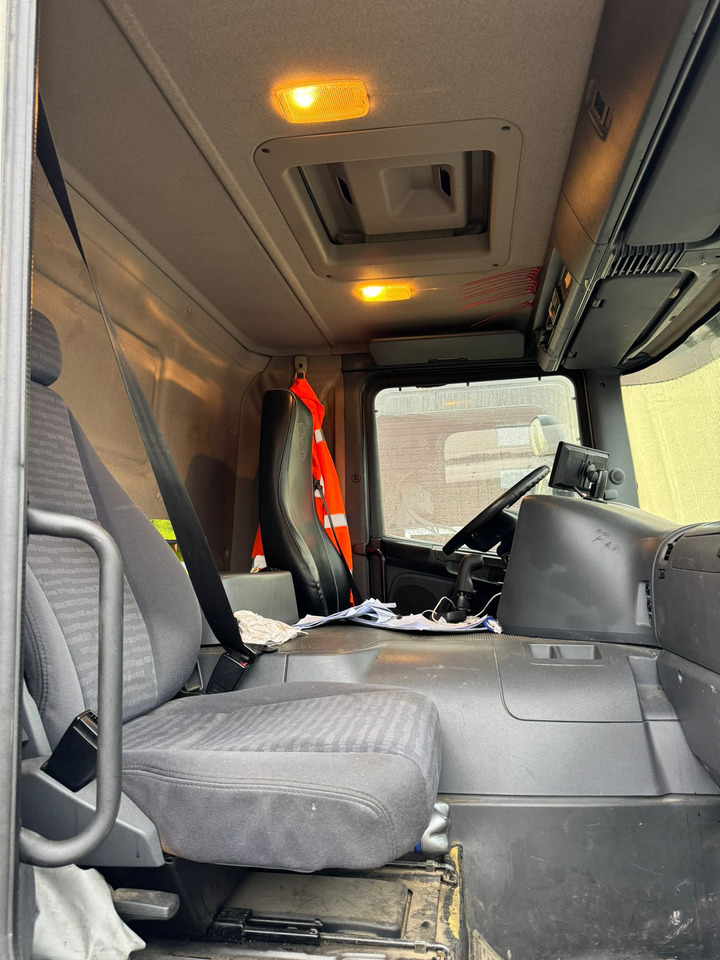 Camion frigorifique SCANIA P270: photos 25 Camion frigorifique SCANIA P270: photos 25