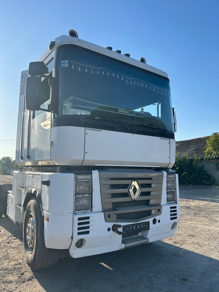RENAULT Magnum 390 - Tracteur routier: photos 1 RENAULT Magnum 390 - Tracteur routier: photos 1