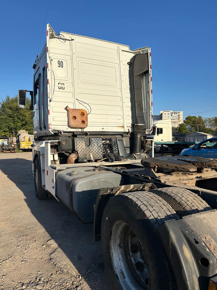 RENAULT Magnum 390 - Tracteur routier: photos 5 RENAULT Magnum 390 - Tracteur routier: photos 5