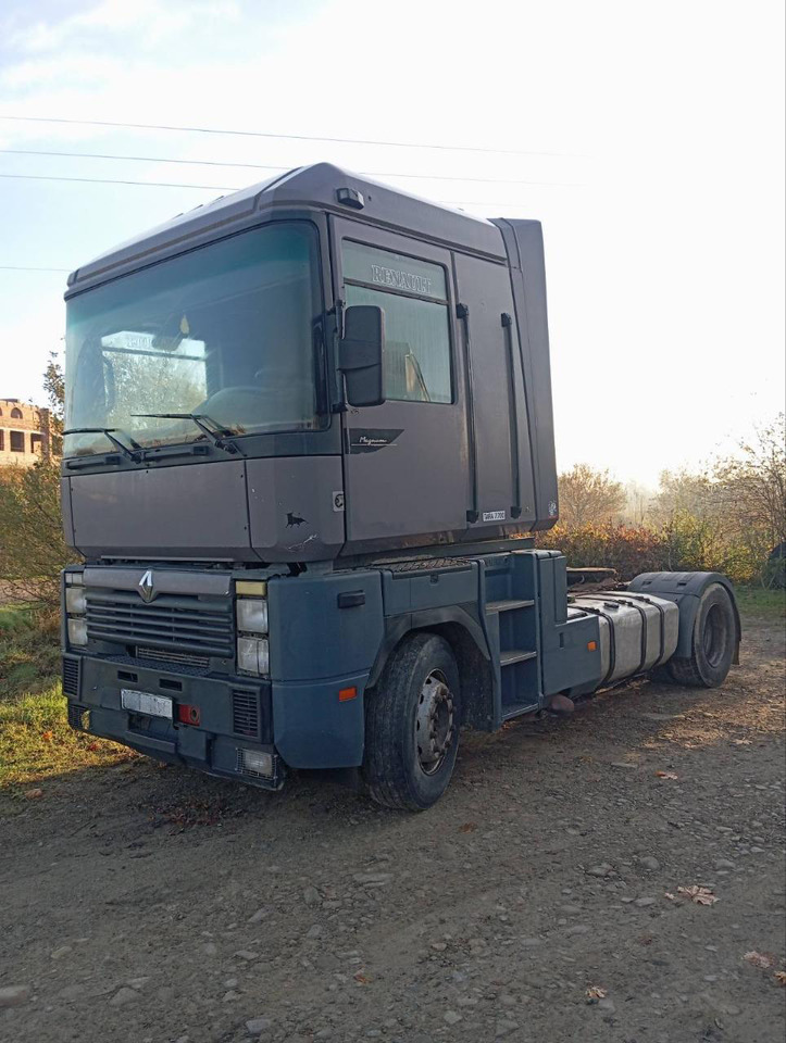 RENAULT Magnum 430 ID1667S - Tracteur routier: photos 1 RENAULT Magnum 430 ID1667S - Tracteur routier: photos 1