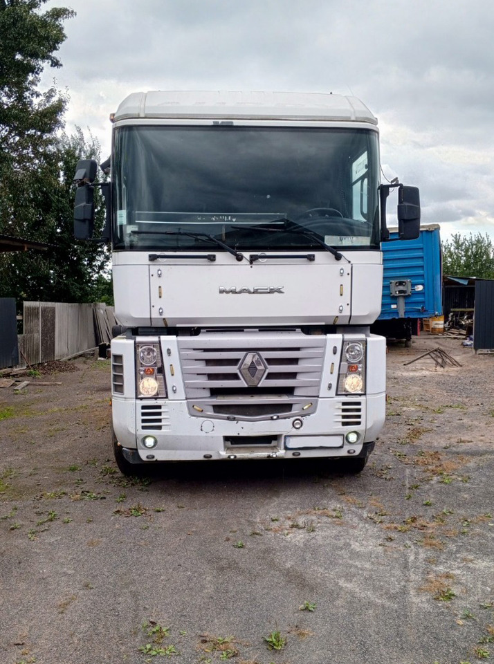 RENAULT Magnum 440 - Tracteur routier: photos 2 RENAULT Magnum 440 - Tracteur routier: photos 2