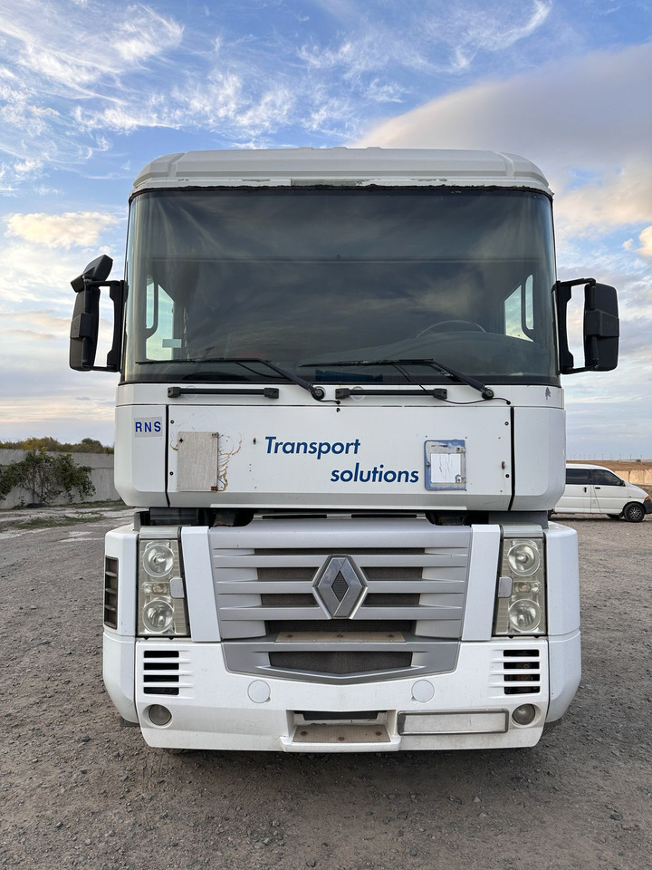 RENAULT Magnum 440 | ID1644S - Tracteur routier: photos 2 RENAULT Magnum 440 | ID1644S - Tracteur routier: photos 2