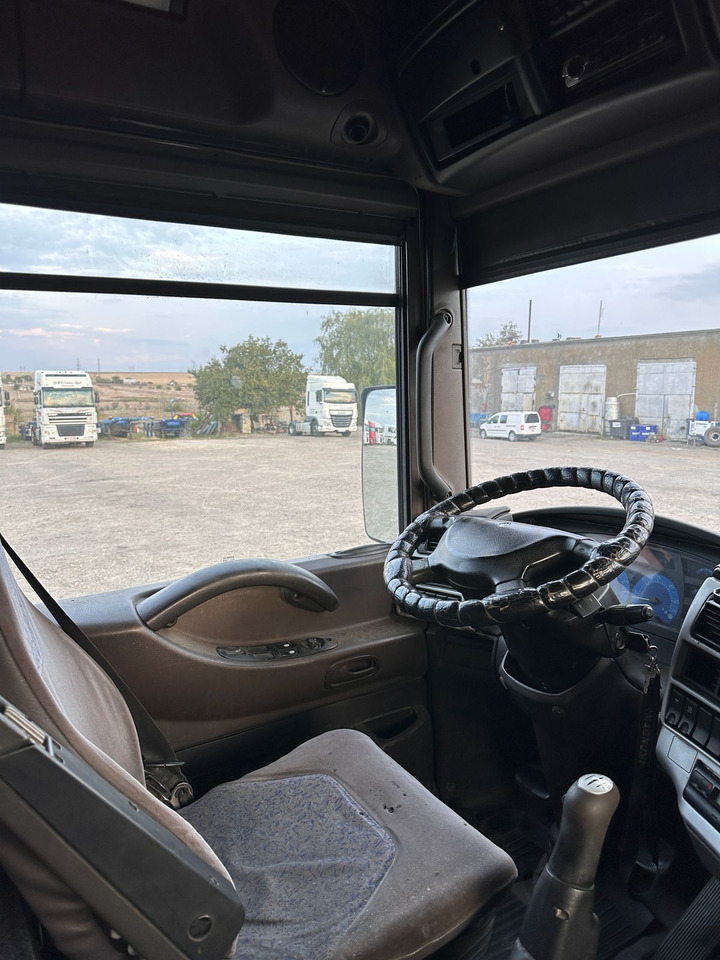 Tracteur routier RENAULT Magnum 440 | ID1645S: photos 18