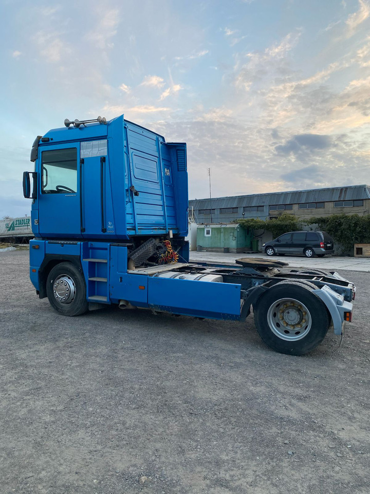 RENAULT Magnum 480 | ID1642S - Tracteur routier: photos 3 RENAULT Magnum 480 | ID1642S - Tracteur routier: photos 3