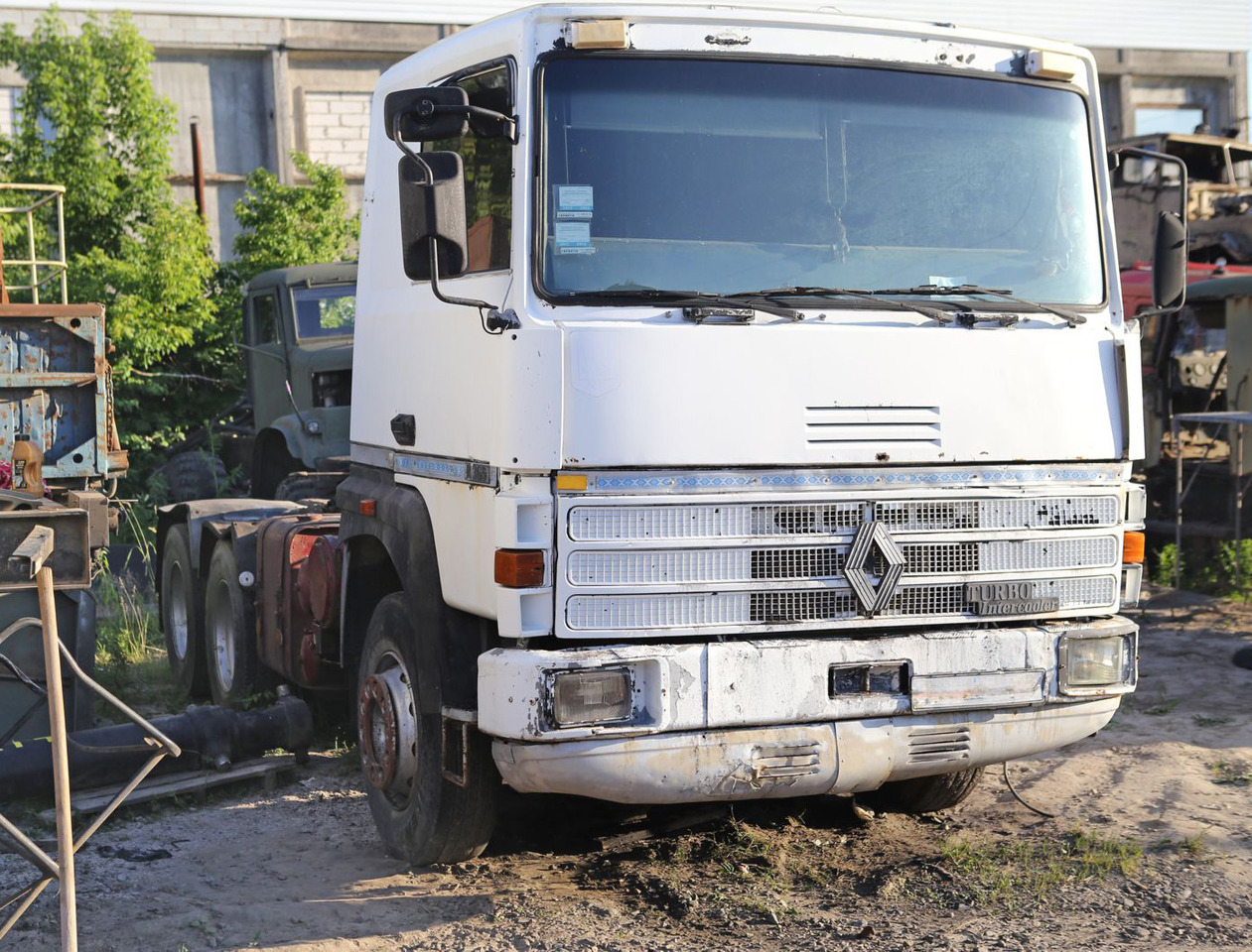 RENAULT Major 6x4 - Tracteur routier: photos 3 RENAULT Major 6x4 - Tracteur routier: photos 3