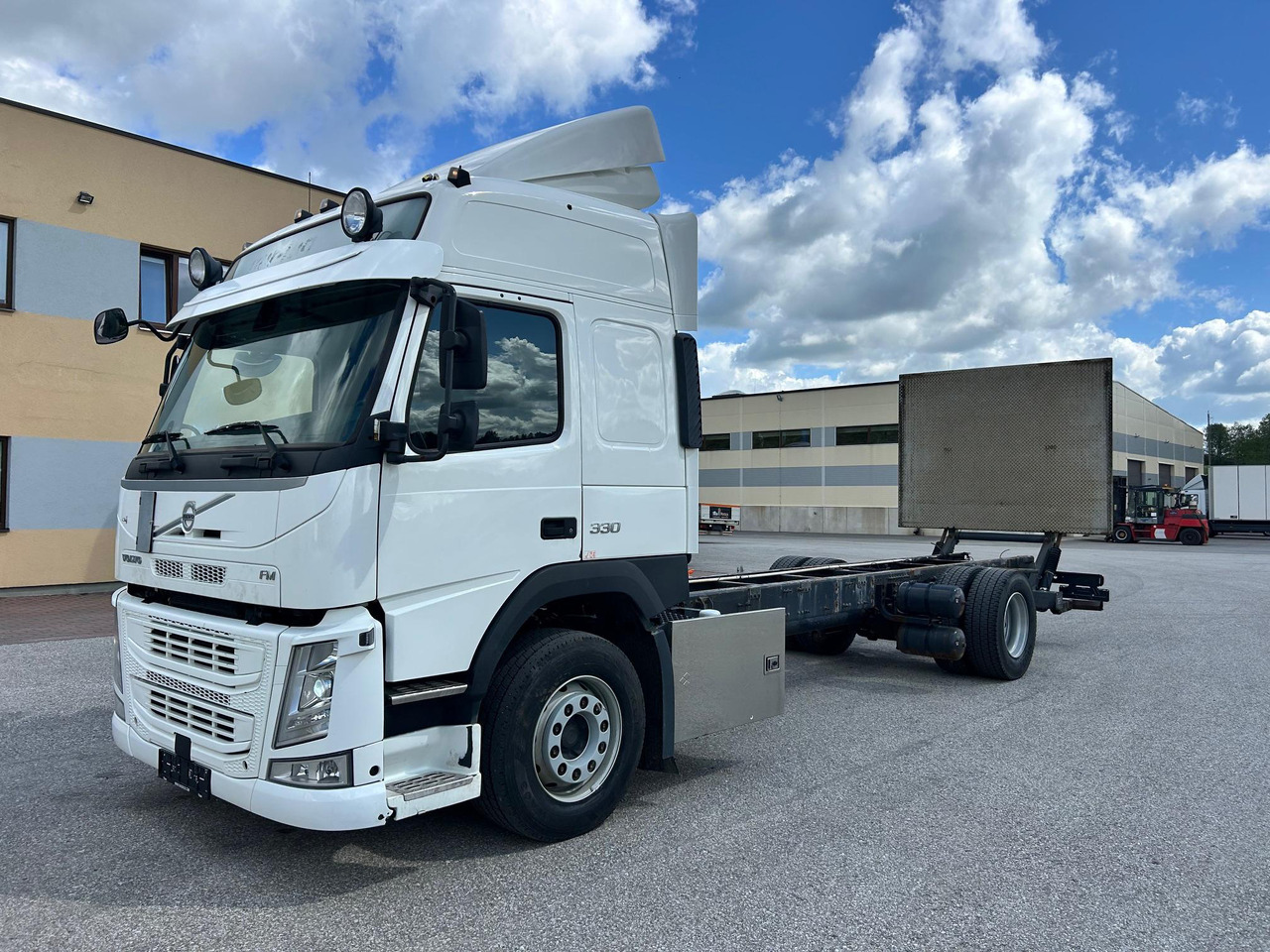 VOLVO FM330 - Châssis cabine: photos 2 VOLVO FM330 - Châssis cabine: photos 2