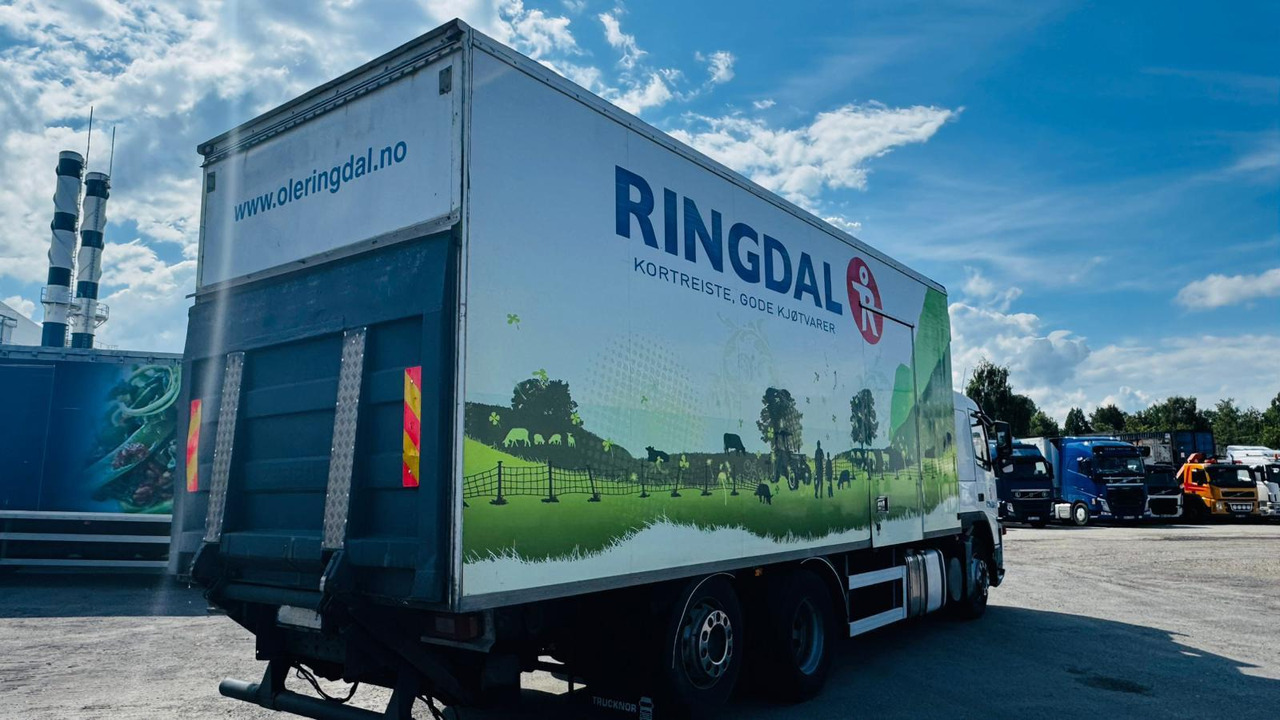 VOLVO FM9 - Camion frigorifique: photos 4 VOLVO FM9 - Camion frigorifique: photos 4