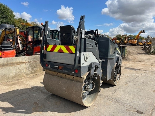 Bomag BW 135 AD-5 - Rouleau compresseur: photos 4 Bomag BW 135 AD-5 - Rouleau compresseur: photos 4