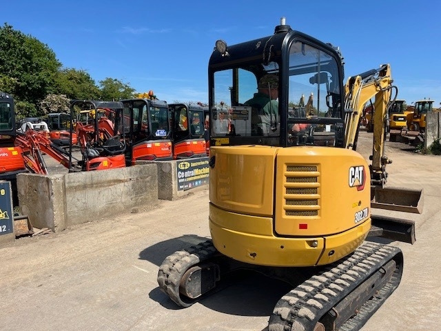 CAT 302.7 D CR - Mini pelle: photos 3 CAT 302.7 D CR - Mini pelle: photos 3