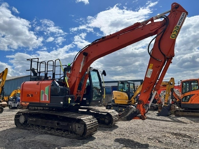 Hitachi ZX 130 LC N-6 - Pelle sur chenille: photos 1 Hitachi ZX 130 LC N-6 - Pelle sur chenille: photos 1