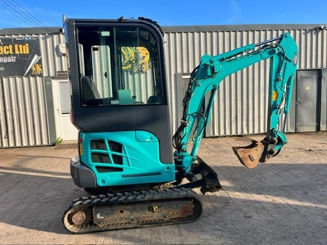 Kobelco SK 17 SR-3 - Mini pelle: photos 1 Kobelco SK 17 SR-3 - Mini pelle: photos 1