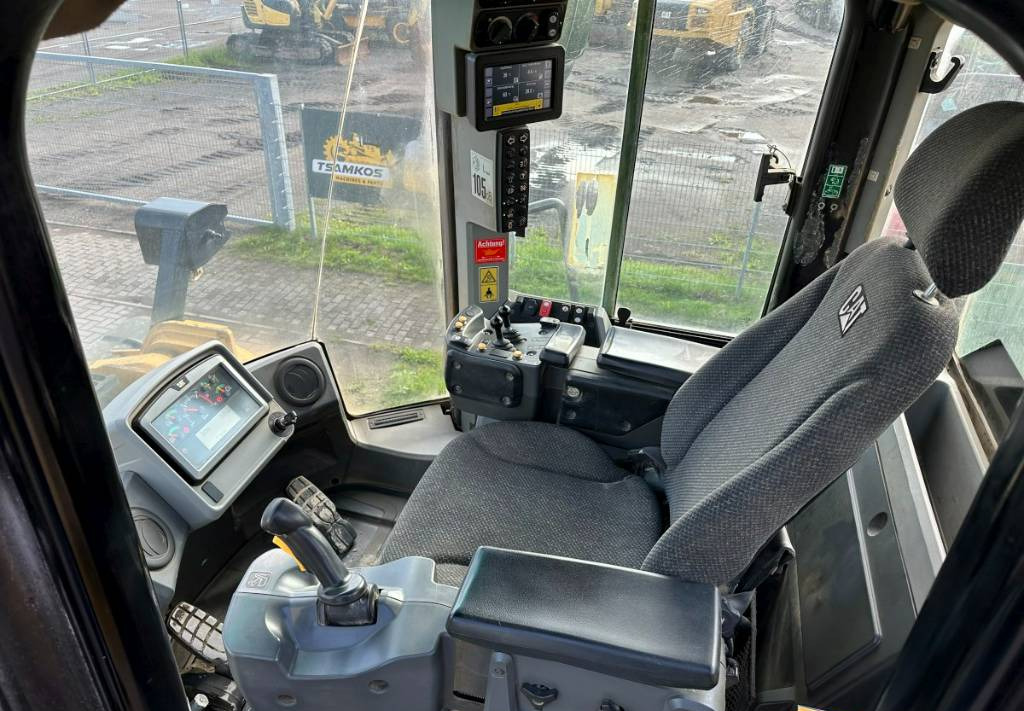 CAT 966 M XE - CE + EPA German machine! - Chargeuse sur pneus: photos 5 CAT 966 M XE - CE + EPA German machine! - Chargeuse sur pneus: photos 5