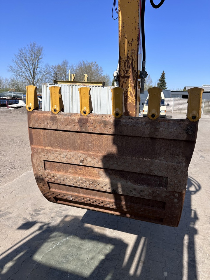 LIEBHERR A 314 All hydr. lines SW 33- 30 Km/h en crédit-bail LIEBHERR A 314 All hydr. lines SW 33- 30 Km/h: photos 36