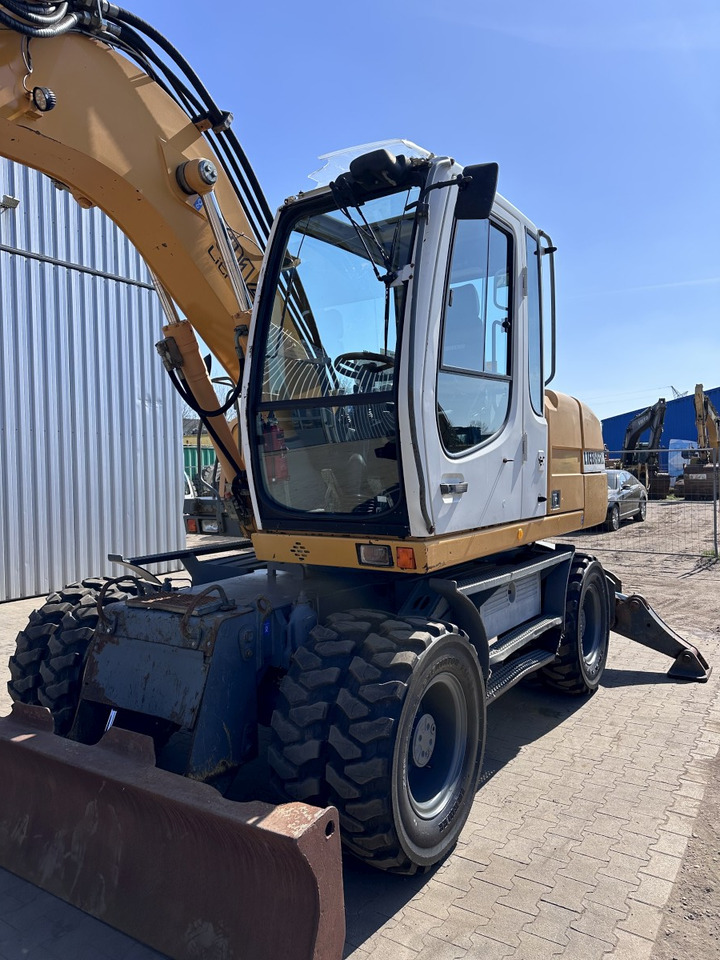 LIEBHERR A 314 All hydr. lines SW 33- 30 Km/h en crédit-bail LIEBHERR A 314 All hydr. lines SW 33- 30 Km/h: photos 17