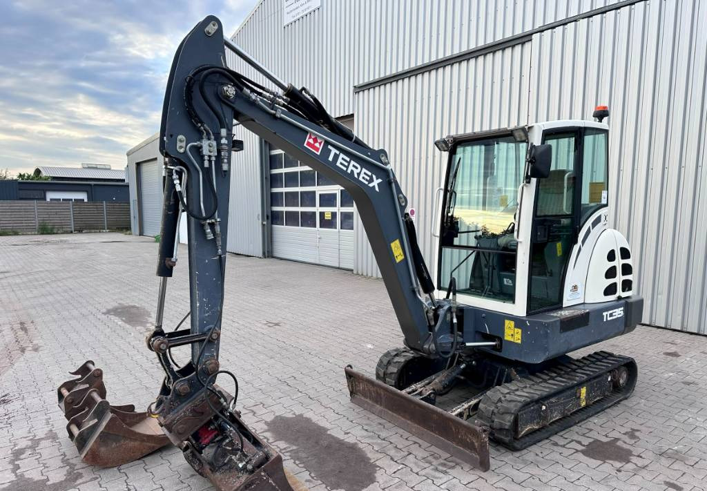 Terex TC 35 mit 3 Löffel - Mini pelle: photos 3 Terex TC 35 mit 3 Löffel - Mini pelle: photos 3