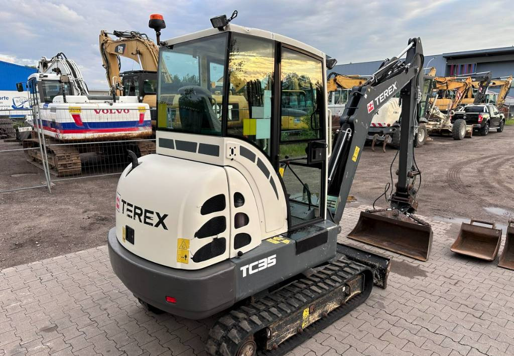 Mini pelle Terex TC 35 mit 3 Löffel: photos 6 Mini pelle Terex TC 35 mit 3 Löffel: photos 6