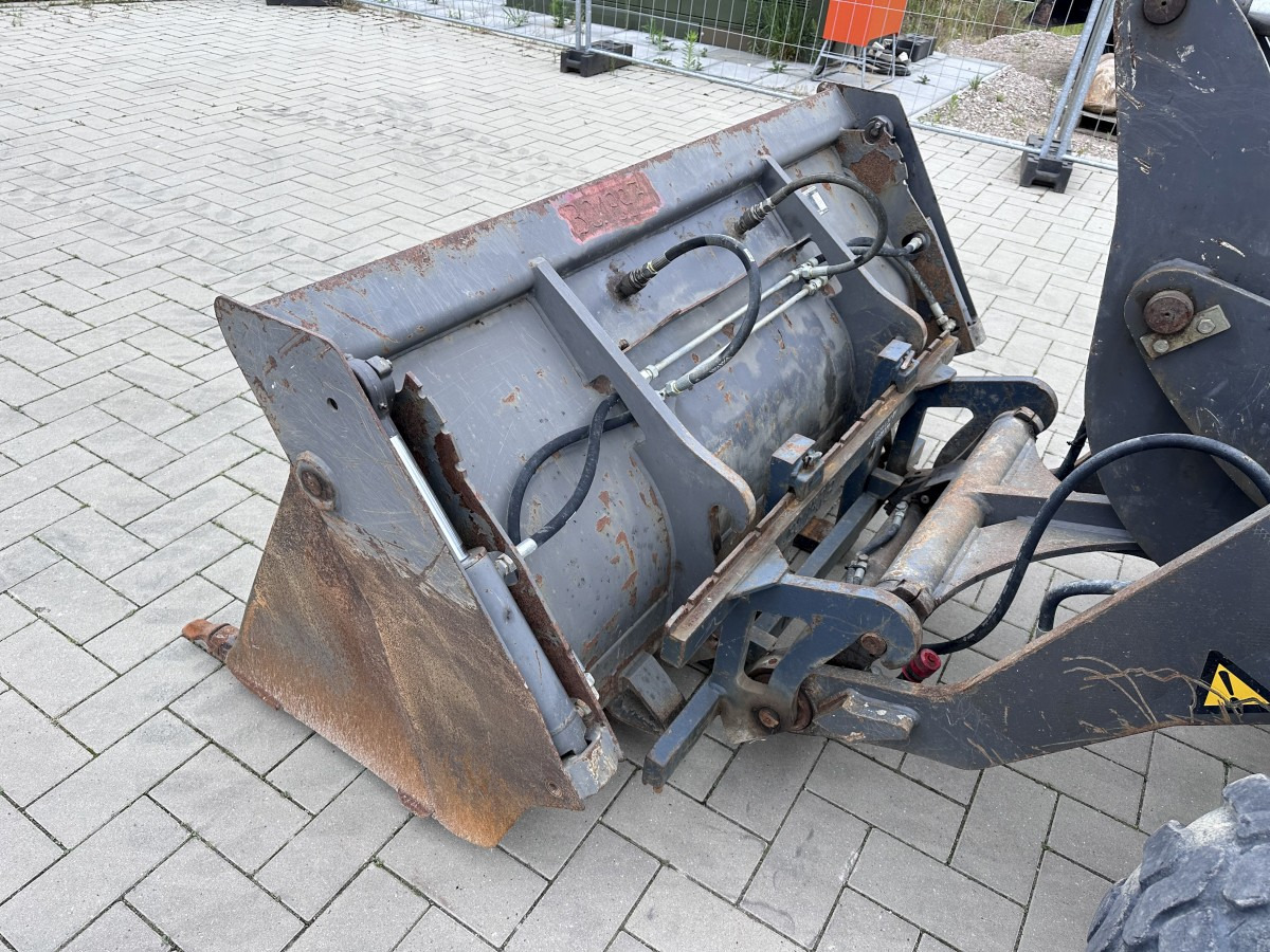 Chargeuse sur pneus VOLVO L 30 B PRO 3er Kreis Klappschaufel+Palettengabel: photos 25