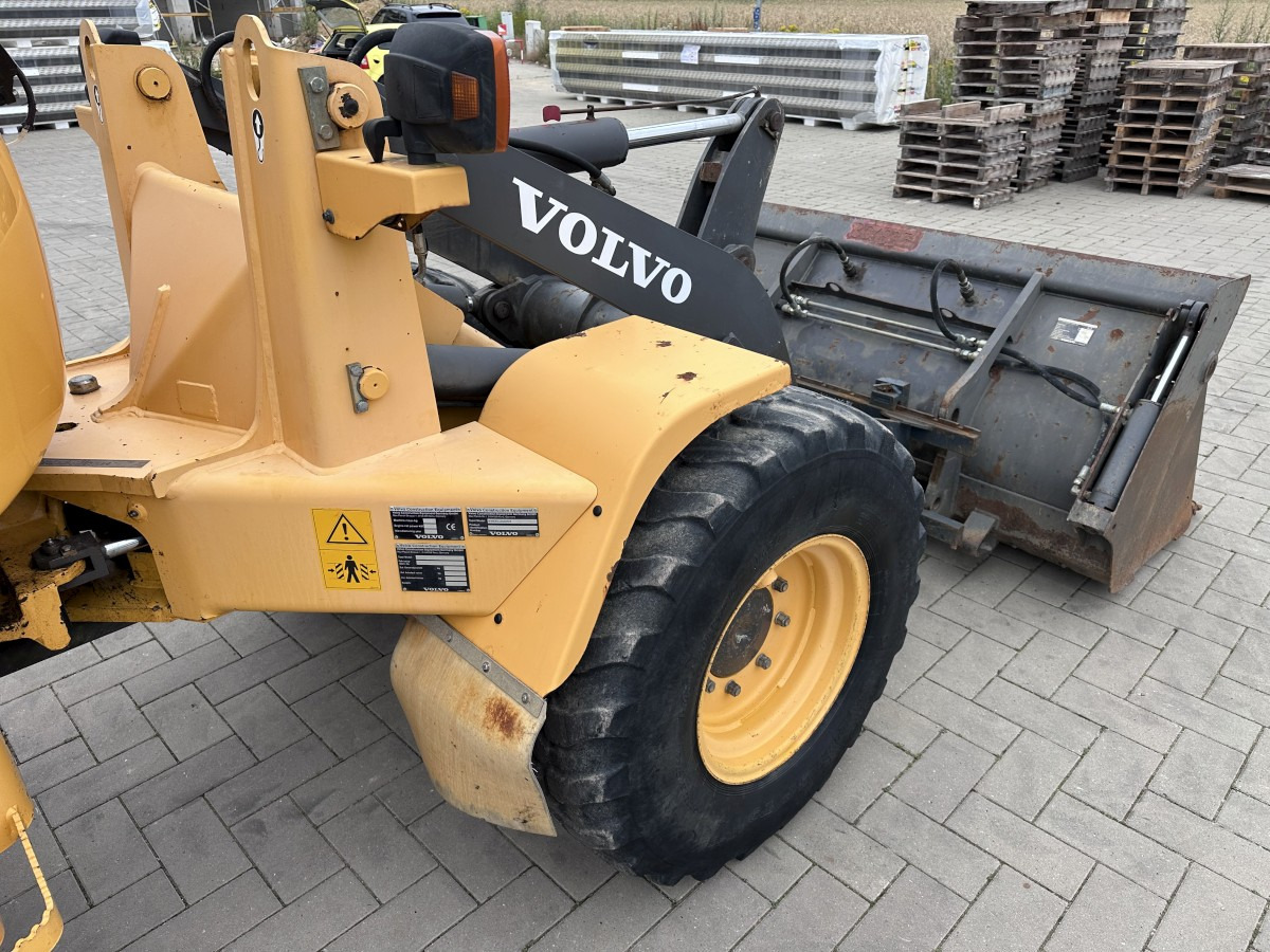 Chargeuse sur pneus VOLVO L 30 B PRO 3er Kreis Klappschaufel+Palettengabel: photos 22