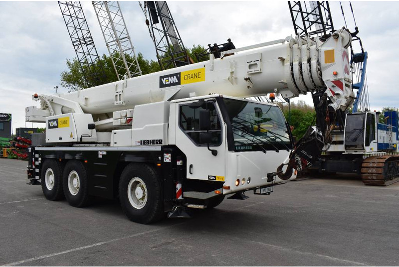 Liebherr LTM1055-3.2 - Grue tout-terrain: photos 4 Liebherr LTM1055-3.2 - Grue tout-terrain: photos 4