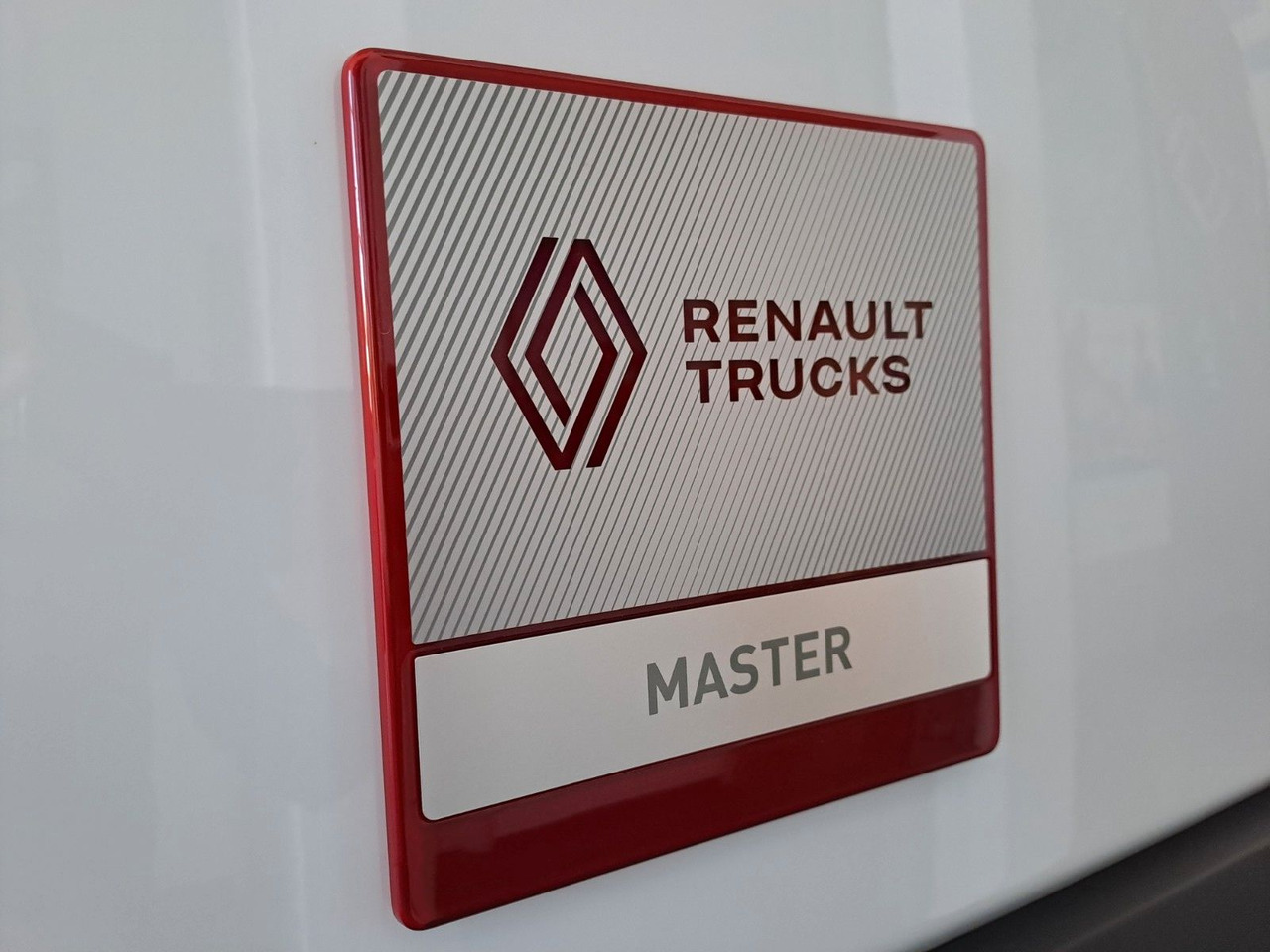 Fourgon utilitaire Renault Master L3H2 150 - NAV Klimaaut. Holzb. 270°: photos 14