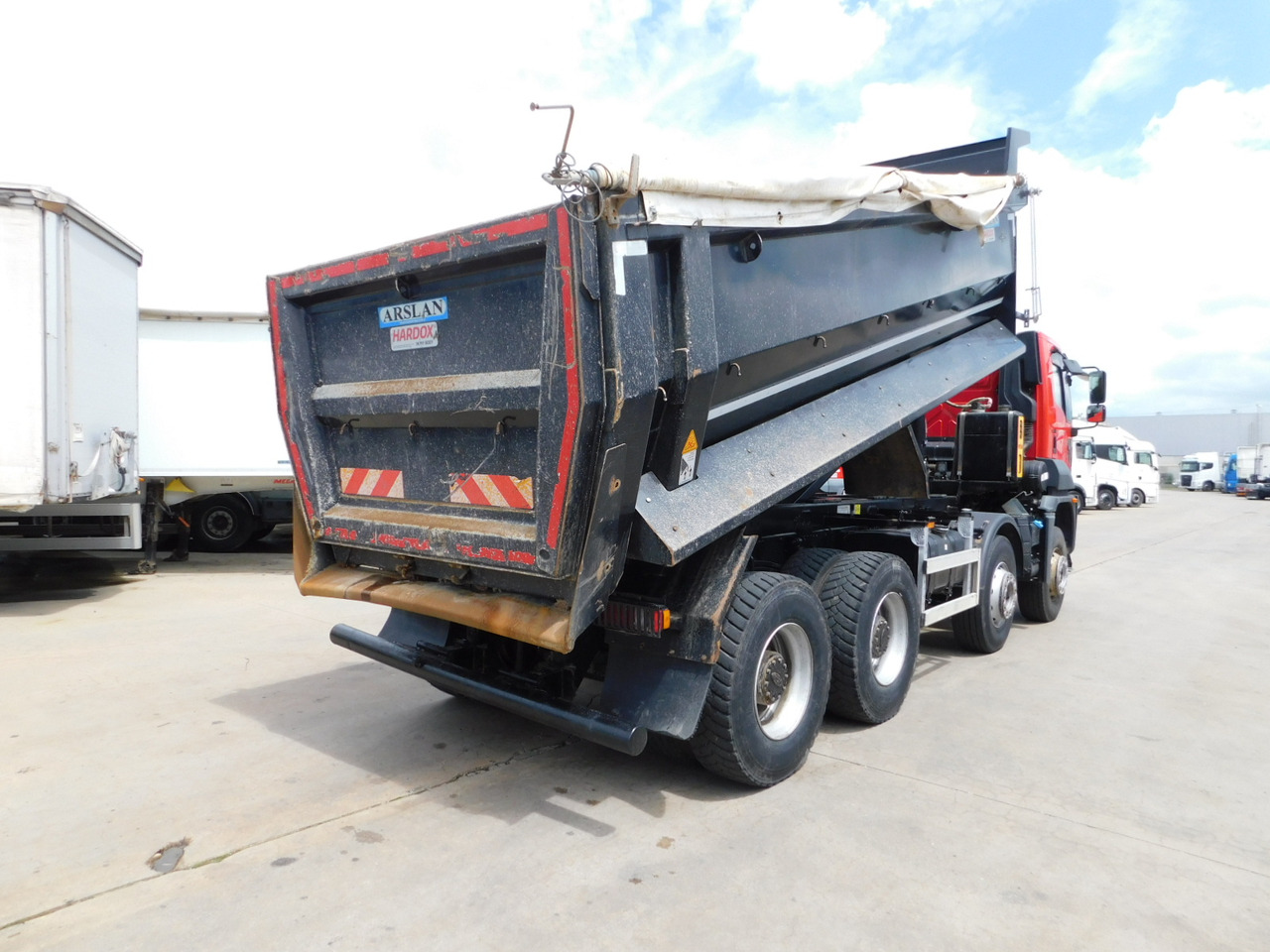 Ford 4142d 8x4 dcab e6 16s2230 ecotorq - Camion benne: photos 3 Ford 4142d 8x4 dcab e6 16s2230 ecotorq - Camion benne: photos 3