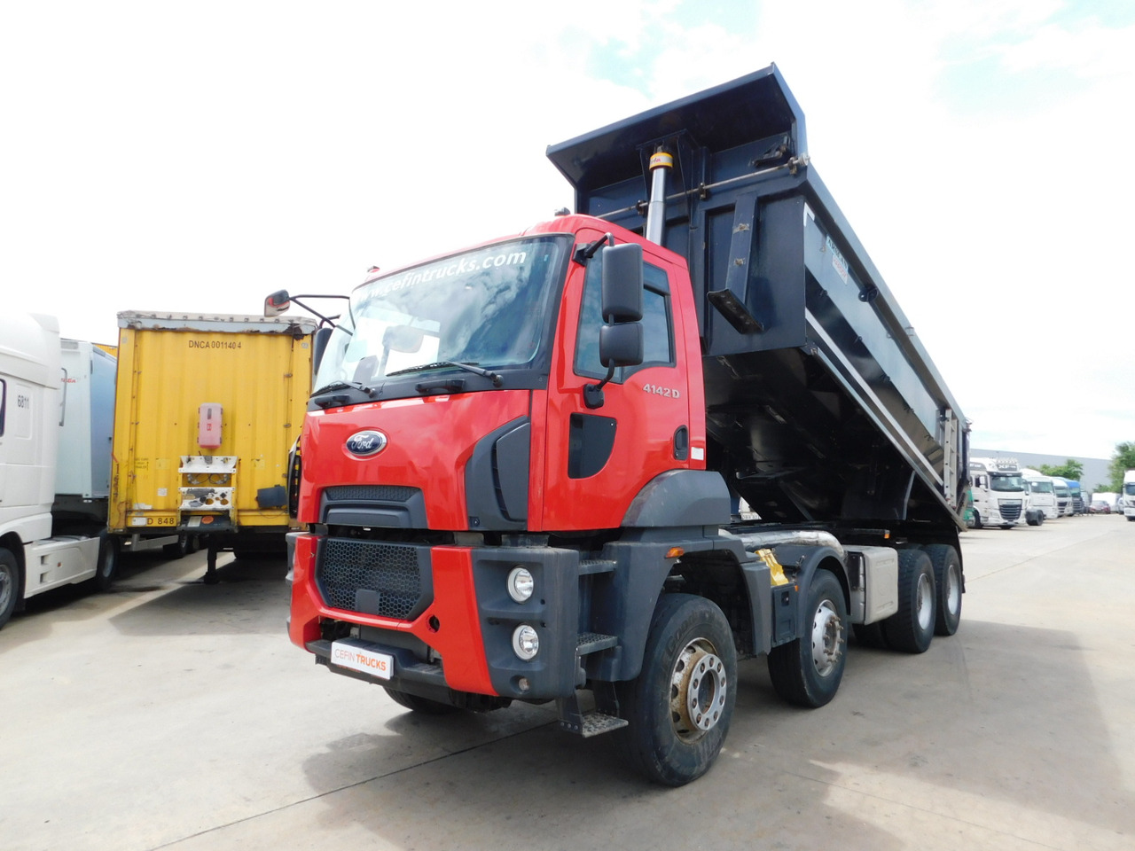 Ford 4142d 8x4 dcab e6 16s2230 ecotorq - Camion benne: photos 1 Ford 4142d 8x4 dcab e6 16s2230 ecotorq - Camion benne: photos 1