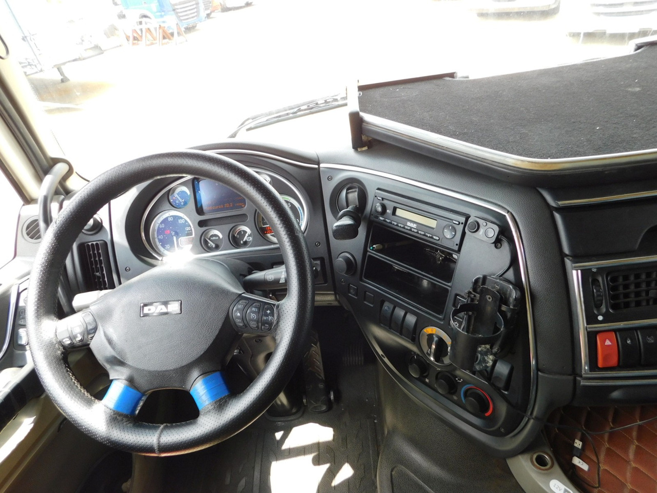 Daf Xf 105460 - Tracteur routier: photos 5 Daf Xf 105460 - Tracteur routier: photos 5