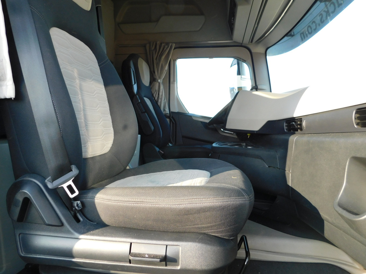 Ford F max 4x2 scab e6 12s2620 - Tracteur routier: photos 5 Ford F max 4x2 scab e6 12s2620 - Tracteur routier: photos 5