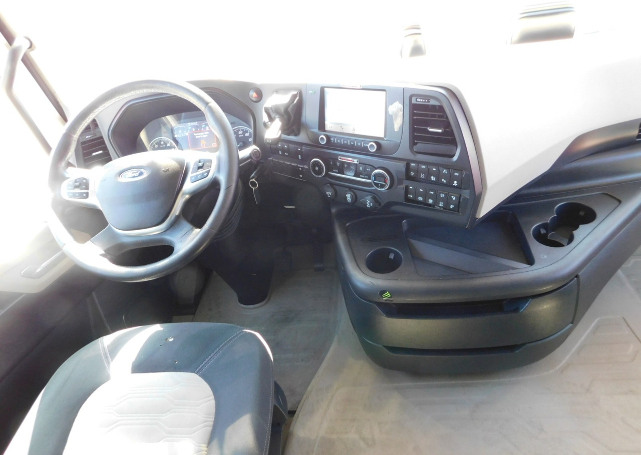 Tracteur routier Ford F max ll 4x2 scab e6 12tx2620: photos 6