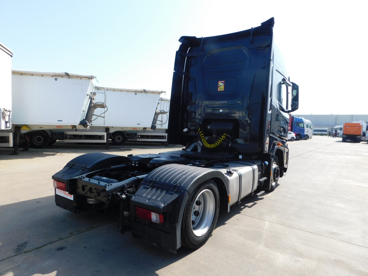 Ford F max ll 4x2 scab e6 eco 16spdamt ecotorq - Tracteur routier: photos 3 Ford F max ll 4x2 scab e6 eco 16spdamt ecotorq - Tracteur routier: photos 3