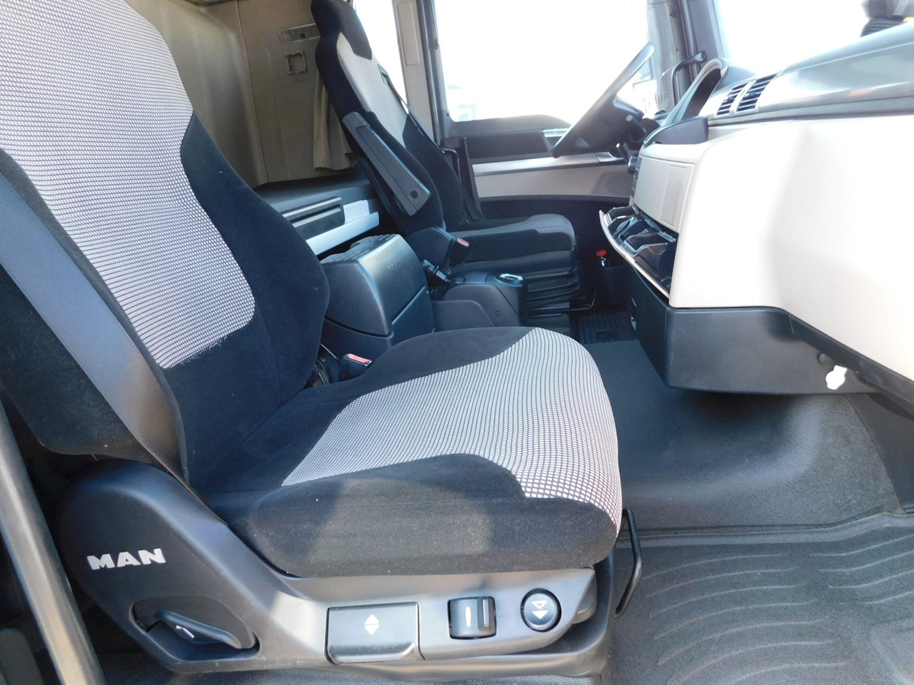 Man Tgx - Tracteur routier: photos 5 Man Tgx - Tracteur routier: photos 5