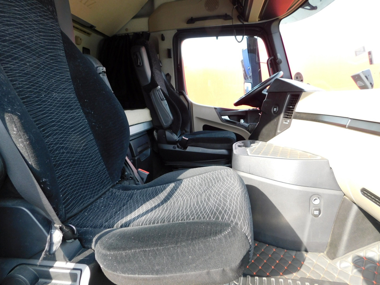 Mercedes Actros 1845 - Tracteur routier: photos 5 Mercedes Actros 1845 - Tracteur routier: photos 5