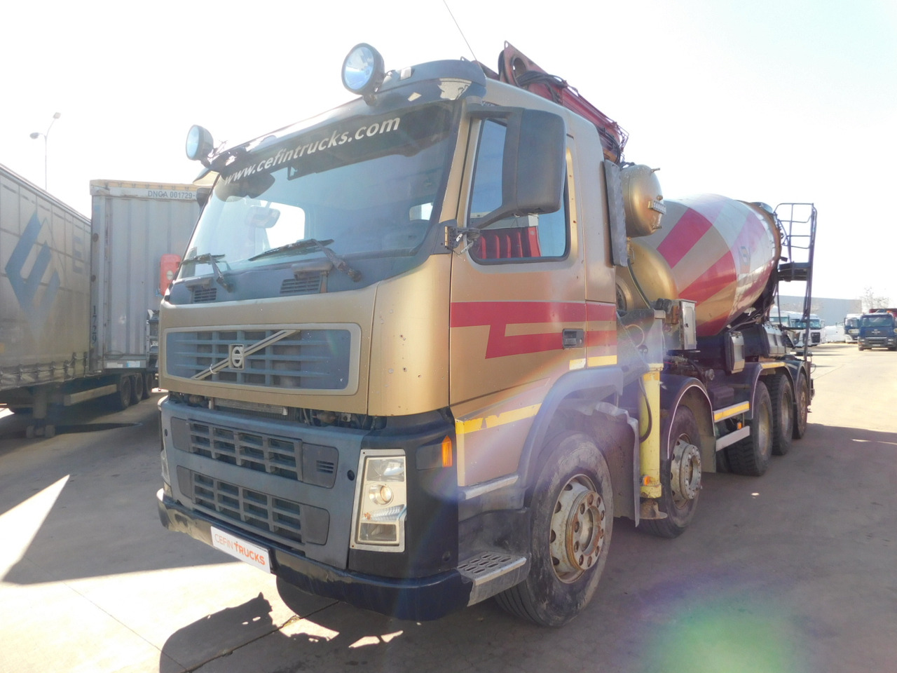 Volvo Pompa de beton cu mixer fm 9 - Camion malaxeur: photos 1 Volvo Pompa de beton cu mixer fm 9 - Camion malaxeur: photos 1