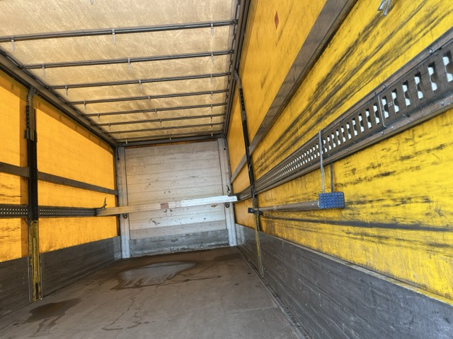 MAN TGL 12.220 4x2 BL Euro6 Klima Luftfeder - Camion à rideaux coulissants: photos 4 MAN TGL 12.220 4x2 BL Euro6 Klima Luftfeder - Camion à rideaux coulissants: photos 4