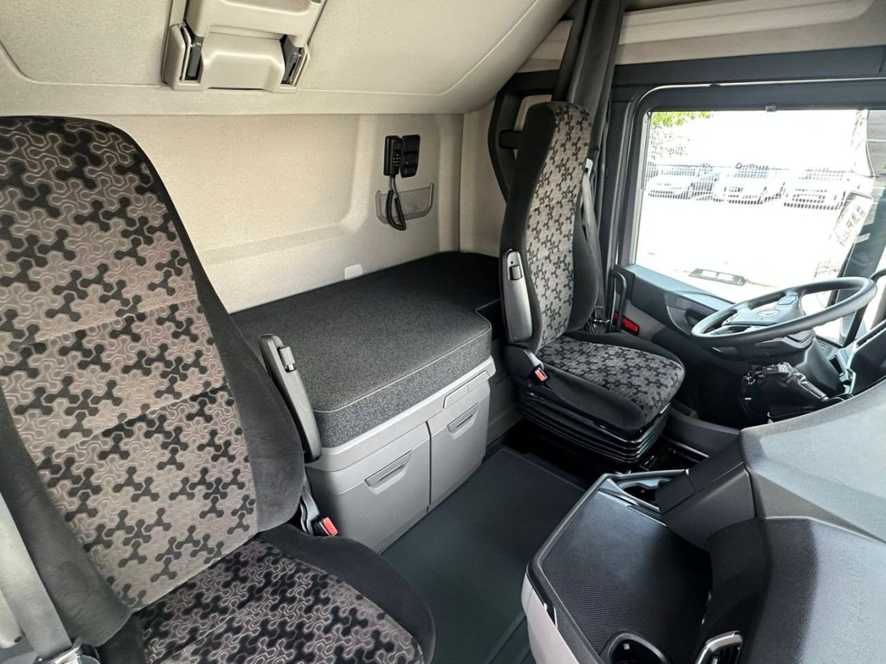 Scania S 500 - Tracteur routier: photos 1 Scania S 500 - Tracteur routier: photos 1